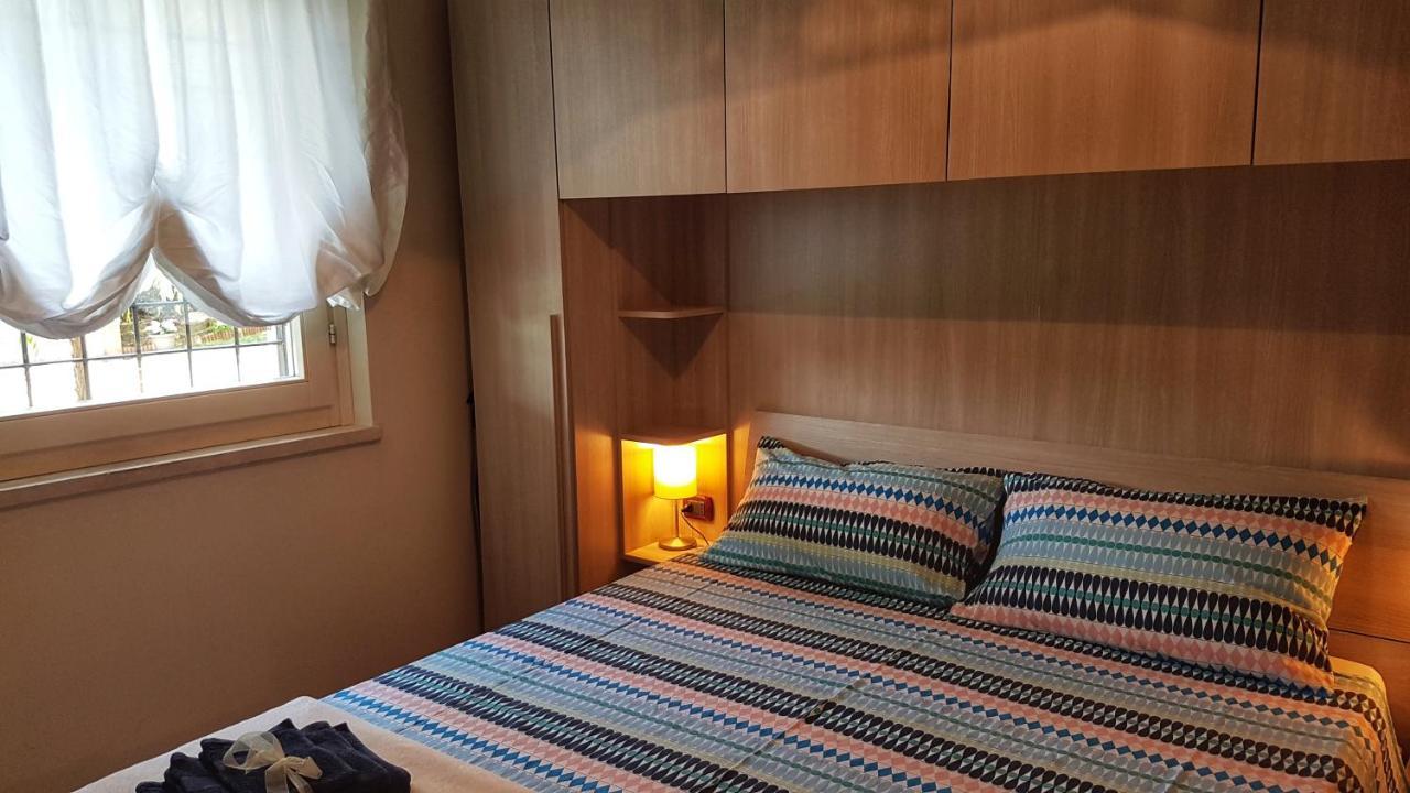 Asso Bed & Breakfast Manerba del Garda Exterior foto